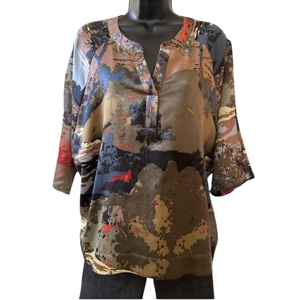 💛Devernois Abstract Print Silk Blouse